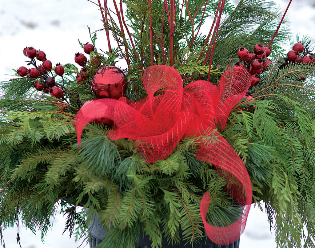 Make Your Own Festive Winter Urn